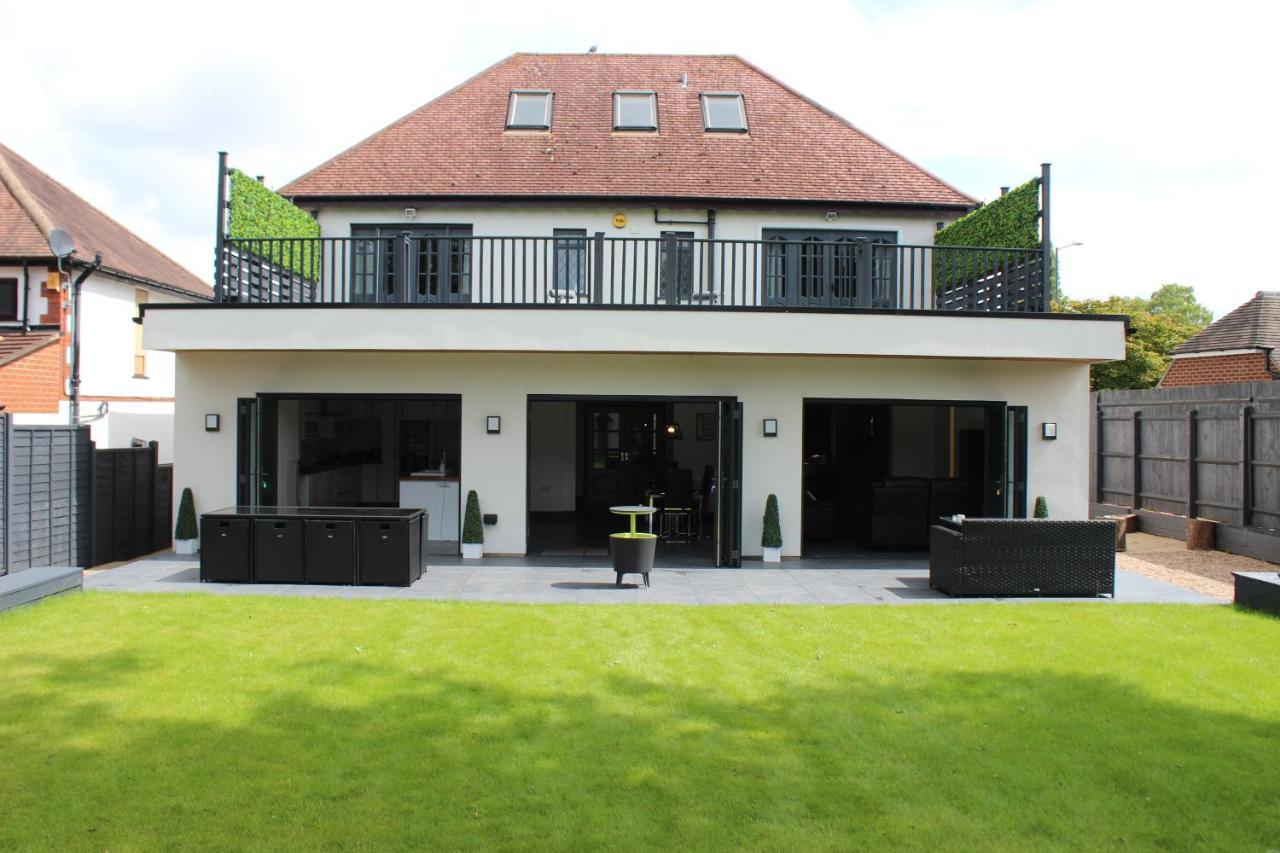 Modern Spacious House - Sleeps 16, Free Parking, Sun Terrace Nuneaton Eksteriør bilde