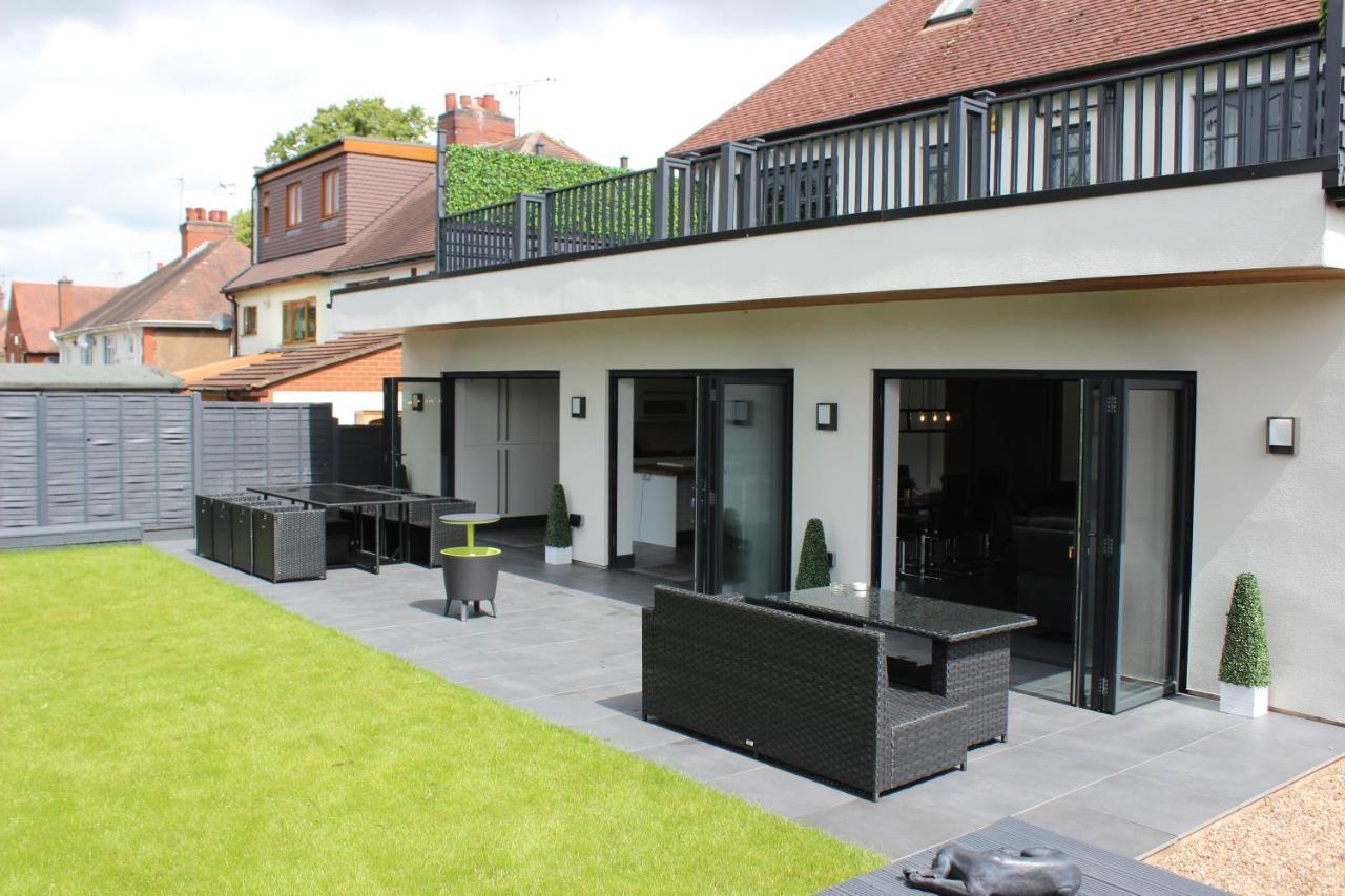 Modern Spacious House - Sleeps 16, Free Parking, Sun Terrace Nuneaton Eksteriør bilde